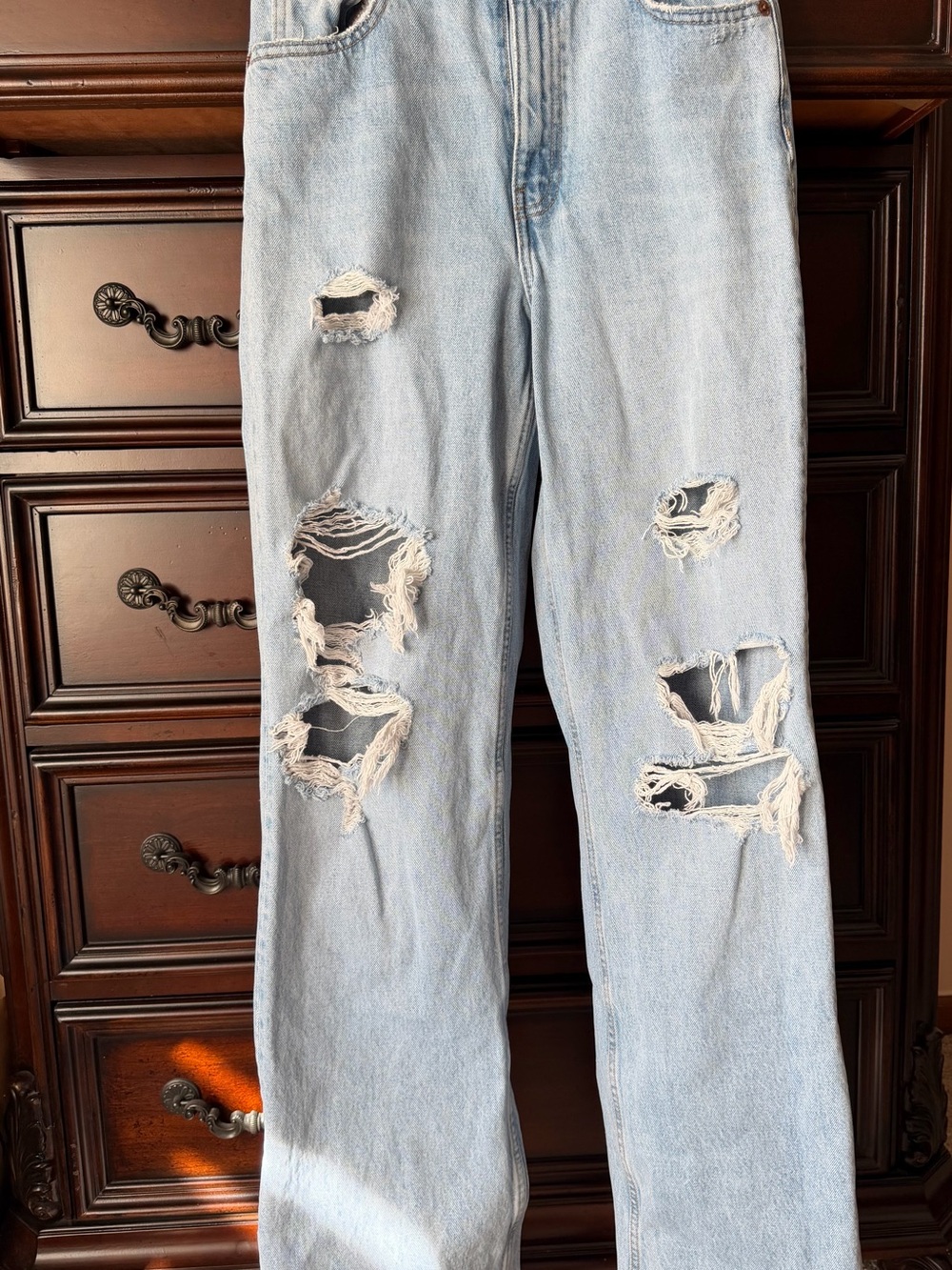 Zara Light Blue Distressed Straight-Leg Jeans